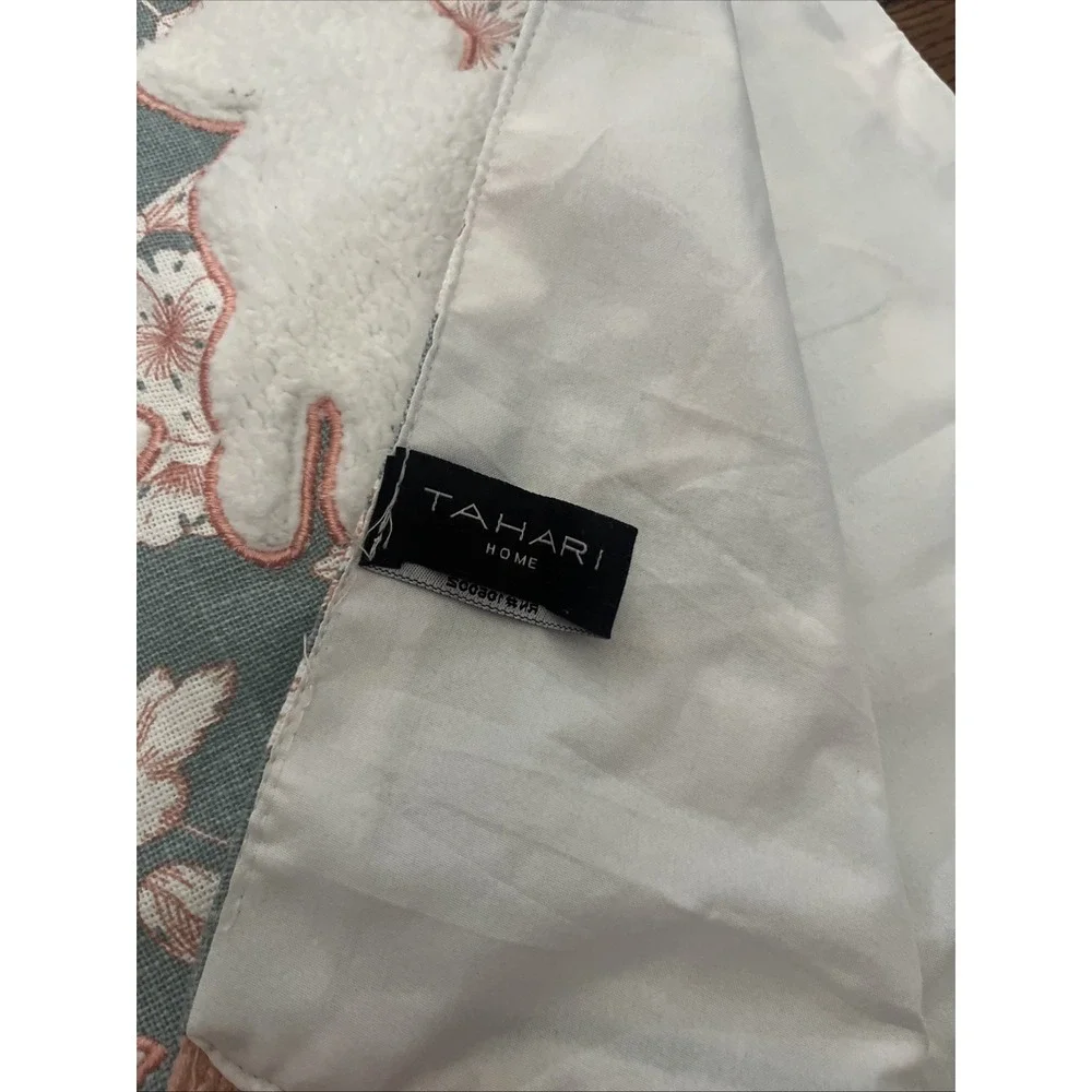 Tahari Home Table Runner Spring Bunny Teal Flowers‎ Fringe 16